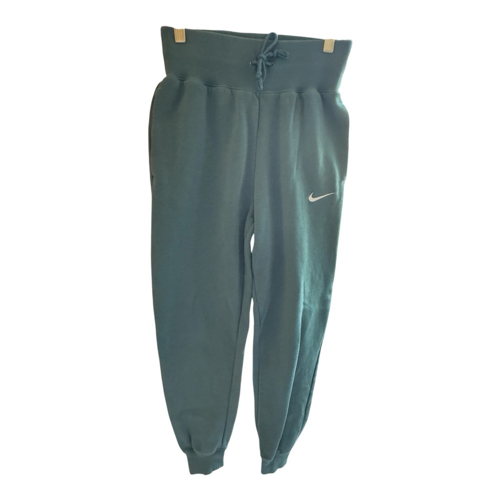 Women’s Nike Teal Jogger Pants. Size Medium
